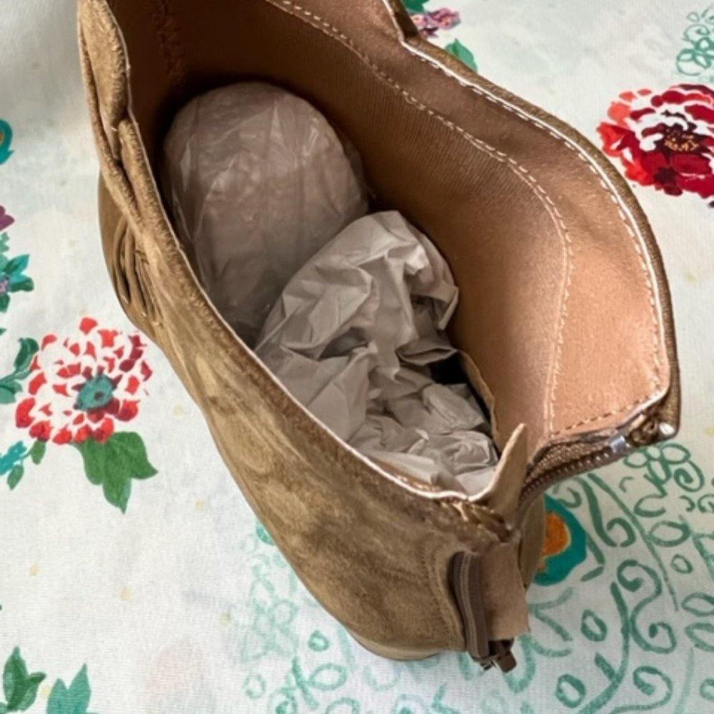 Qupid High Ankle Booties New without Tags never worn size 9 - Picture 7 of 14